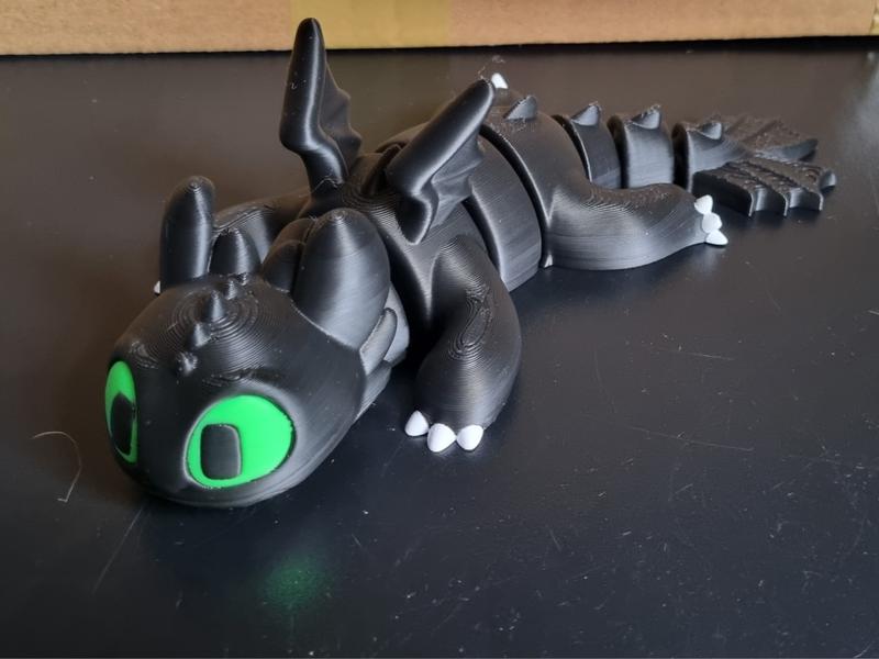 Baby Toothless the Dragon Articulating Collectable Figurine / 3D Printed Figurine 1