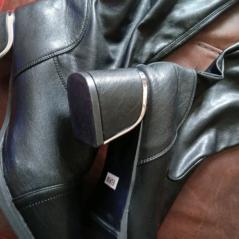 Boot for ladies  color black  and size EUR 38 Girl Footwear 1