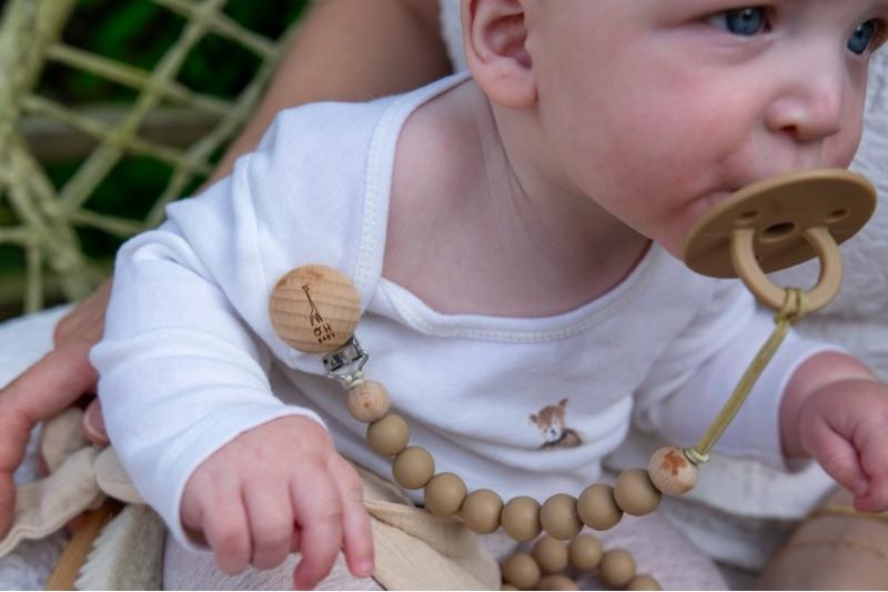 Product Introduction of Dummy Clip For Babies 5