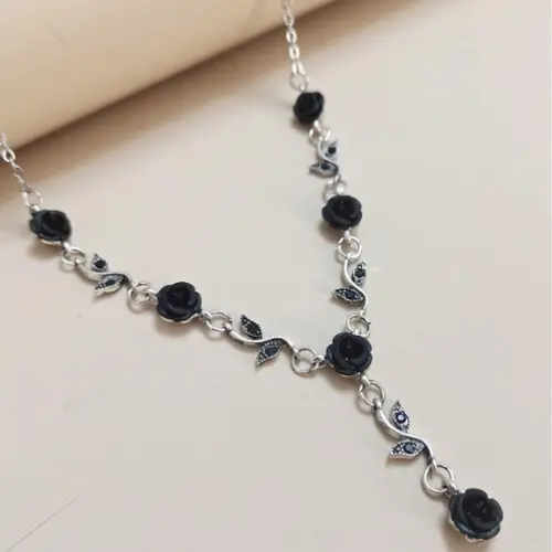 1pc Black Rose Flower & Leaf Shaped Black Gemstone Necklace, Suitable For Women's Daily Wear Valentines,Mom,Mother,Mother's Day,Gift black opal chain 1