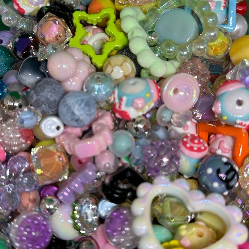 Mixed Bead Selection - Pens & Keychains 1