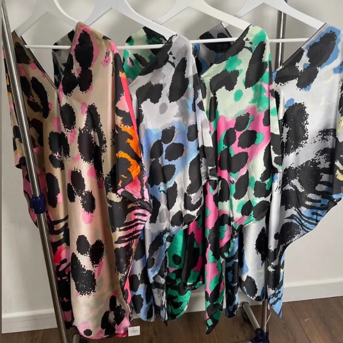 Silk leopard kaftan