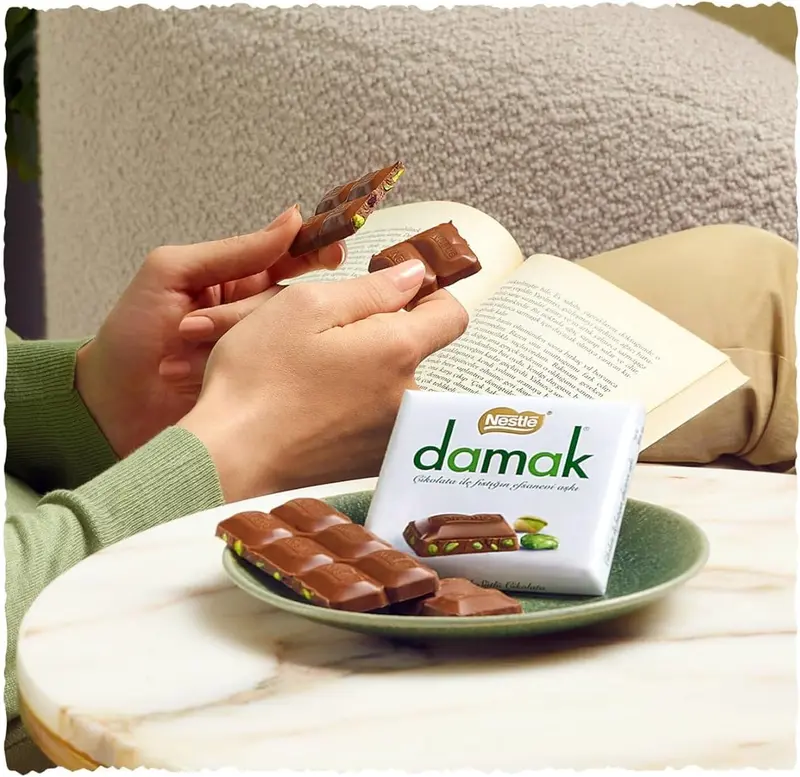 Damak Pistachio Chocolate Bar 60g - Premium Gift Snack, Rich Milk Chocolate with Crunchy Pistachios Blend Of Smooth, Rich Milk Chocolate And Crunchy, Premium Pistachios. Excellent Choice For Gifting, Snacking, Or Sharing With Loved Ones Dessert Bonbon 5