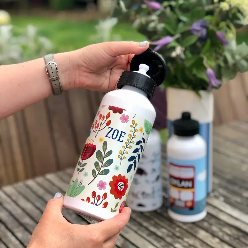 Personalised Scandi Floral Water Bottle 0