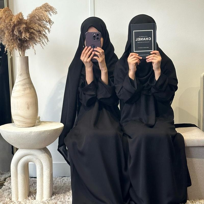 Junior Girls Abaya 4