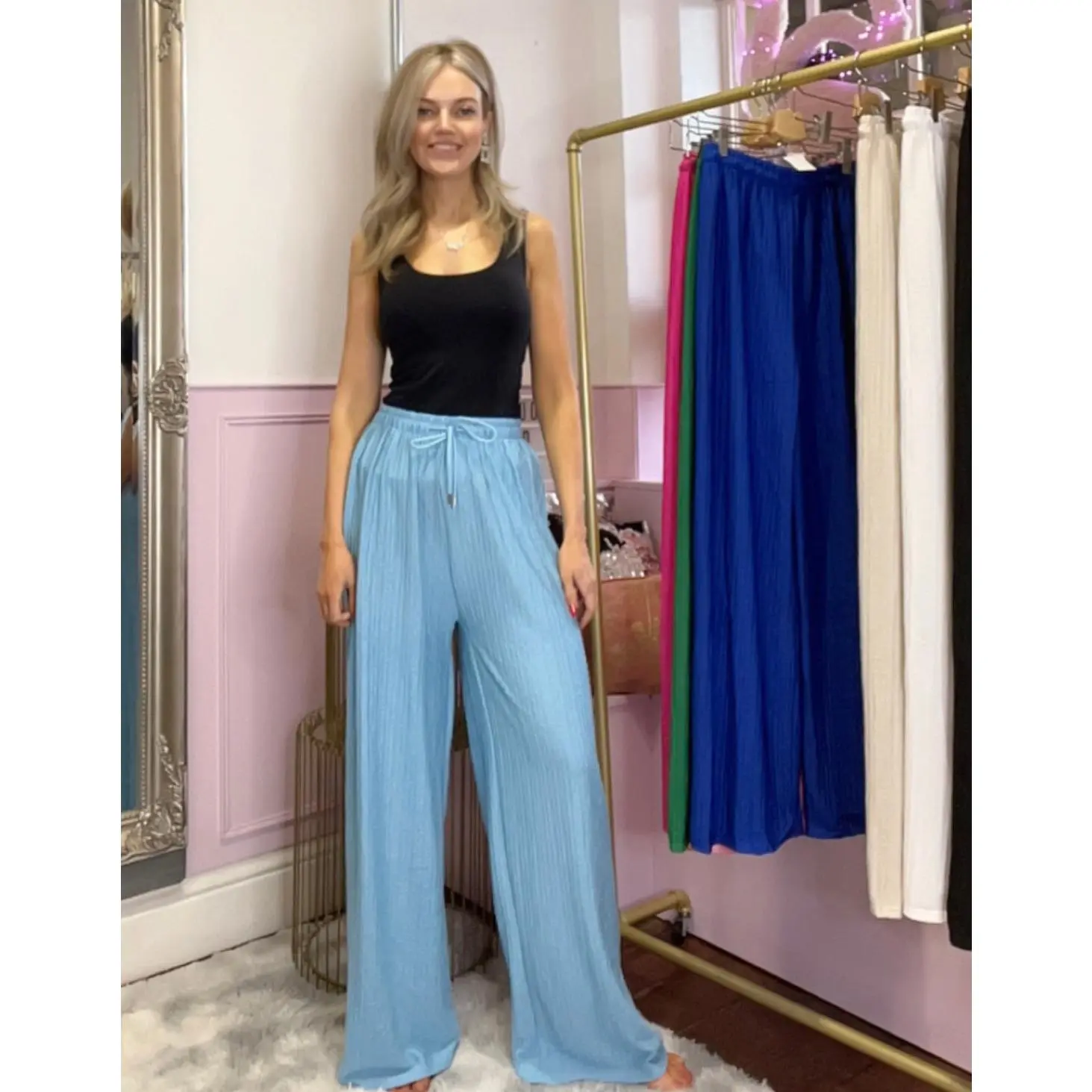 Carrie Lightweight Trousers > Sky
