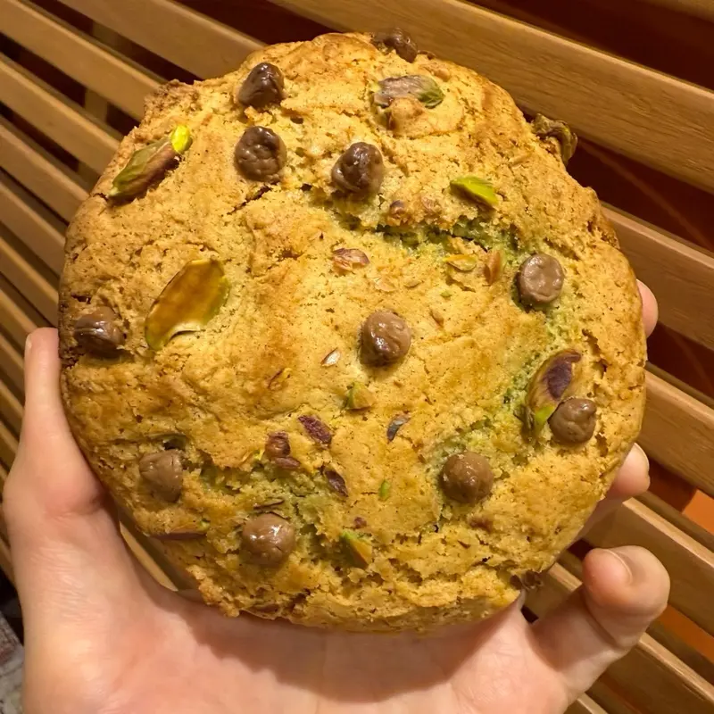 4 Dubai Snack Cookies with Pistachio Filling - Delicious Snack Chocolate Sweet gift. Cookie