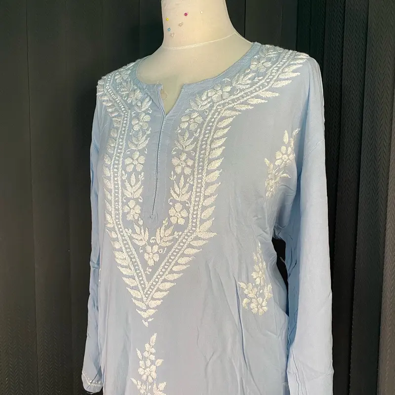 Lucknowi kurti Embroidery 1