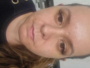 Product Review of Luxury pre mapped & pre glued lashes. Self adhesive- ready to apply direct from the tray! 3 complete sets of different natural styles with a clear glue band for a more subtle look! Please add tweezers to your order from L**e J**y 0