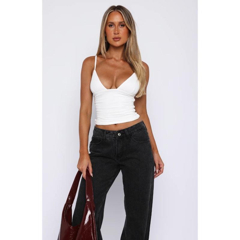 Product Introduction of Women's Solid Backless Ruched Crop Cami Top, Classy Going Out Tops, Casual Adjustable Spaghetti Strap Sleeveless Top for Summer, Women's Clothing for Beach Holiday, Tops for Women, Club L Sizing UK, Weekday Fitted Top 3