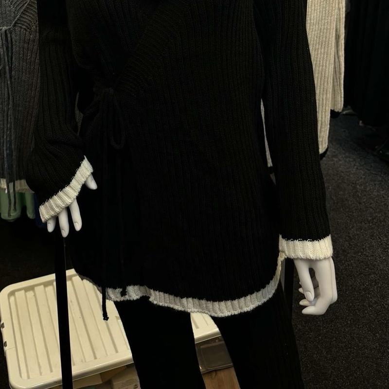 Winter side tie co ord with white rim 2