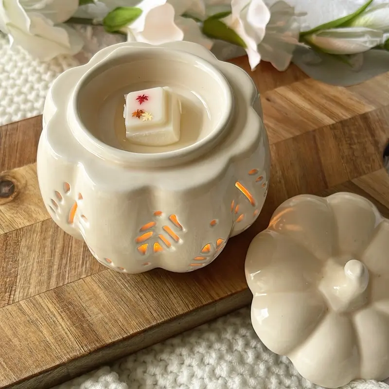 Cut out leaf design Pumpkin burner 3