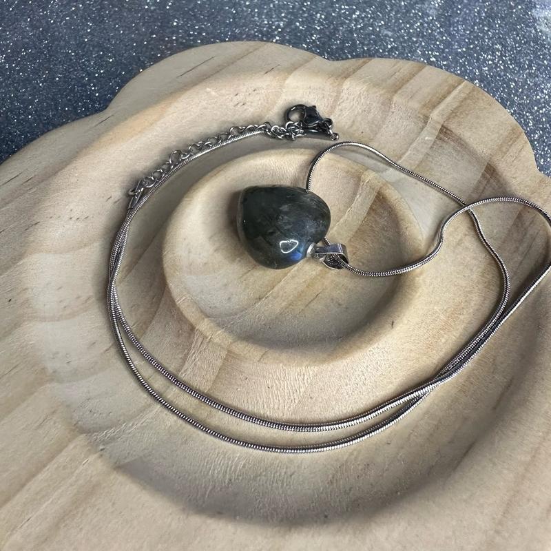 Natural labradorite pendant necklaces 2