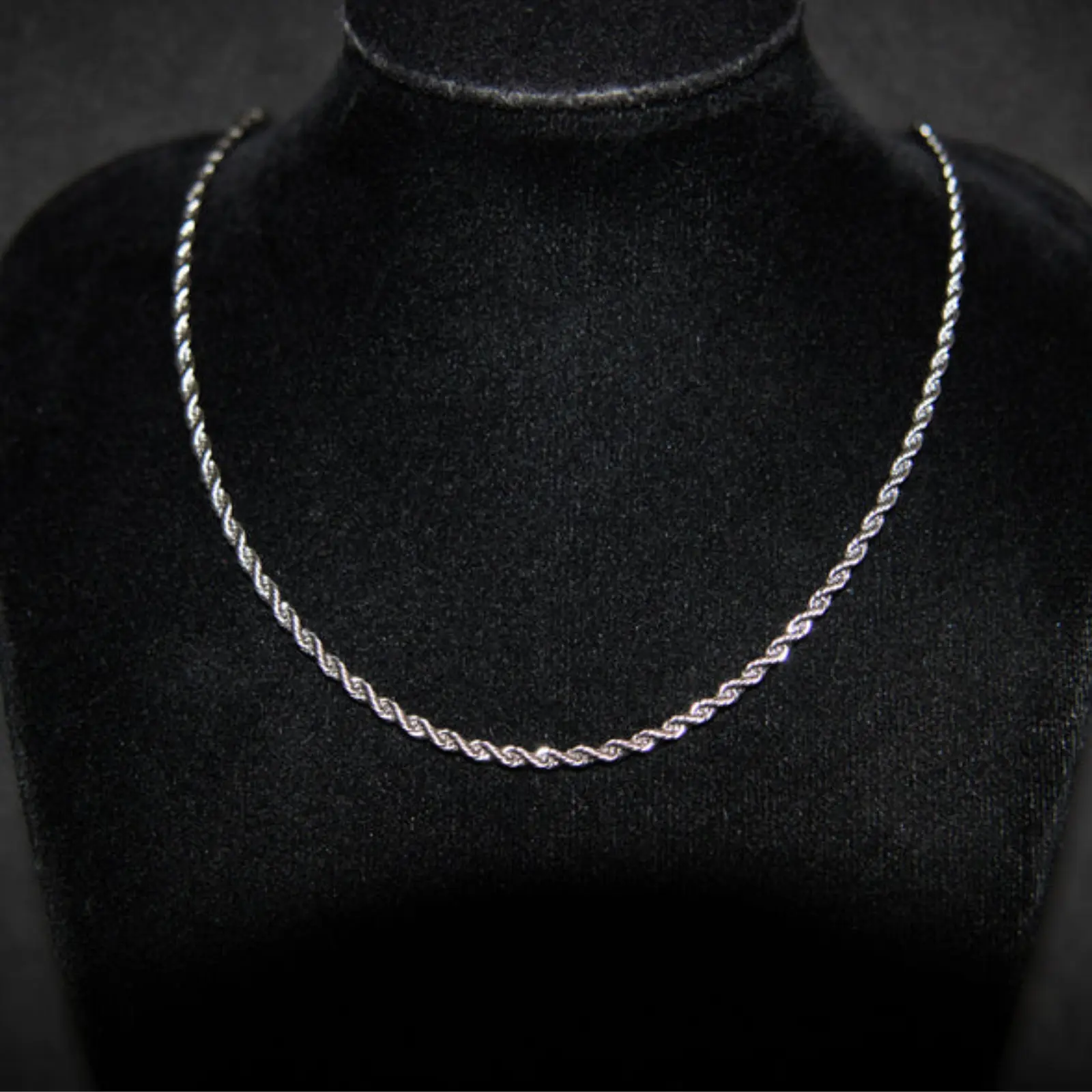 Luxsy Jewels 2.5mm Silver Rope Chain - Perfect for Everyday - Christmas, Christmas Gifting, Gifts For Her, Gifts for Women, Gifts for Men, Trending Jewelery, Fashion Jewellery, Luxury Stylish Birthday Gift