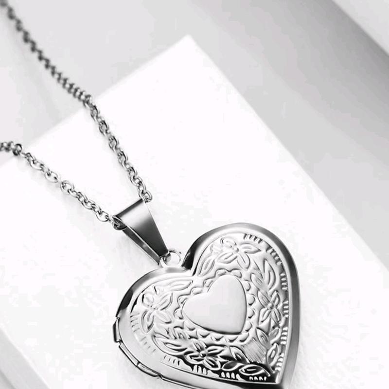 GJ Gemma Stainless Steel Functioning Heart Locket 3