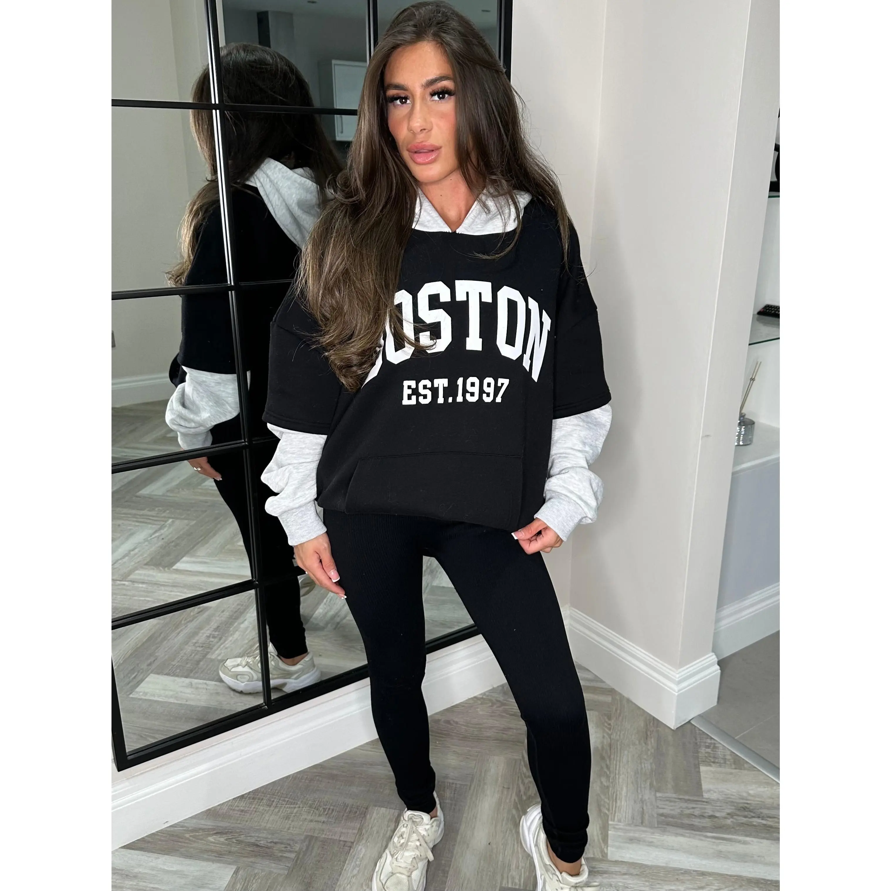 SaseBOSTON ladies hoody size 8-18
