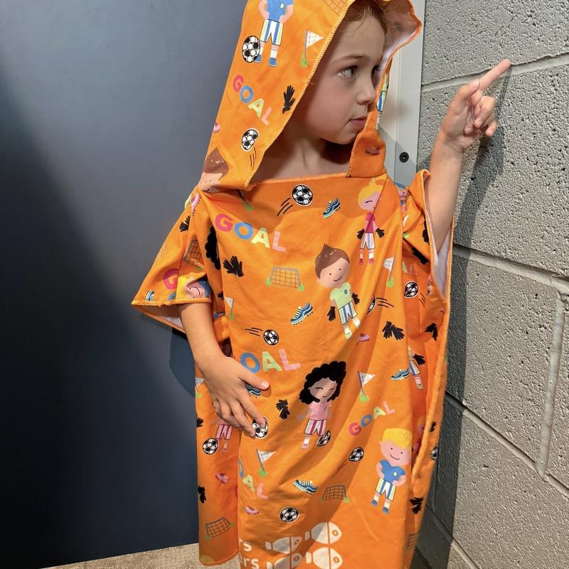 Patterned Kids Hooded Poncho Microfiber Towel 18 Months - 5 yrs / 5 - 10 years Soft Absorbent 3