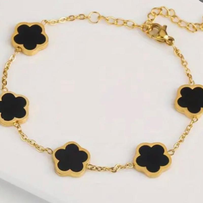 Black Flower Thin Chain Bracelet 1