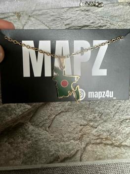 Product Review of Flag necklaces from s**2 0