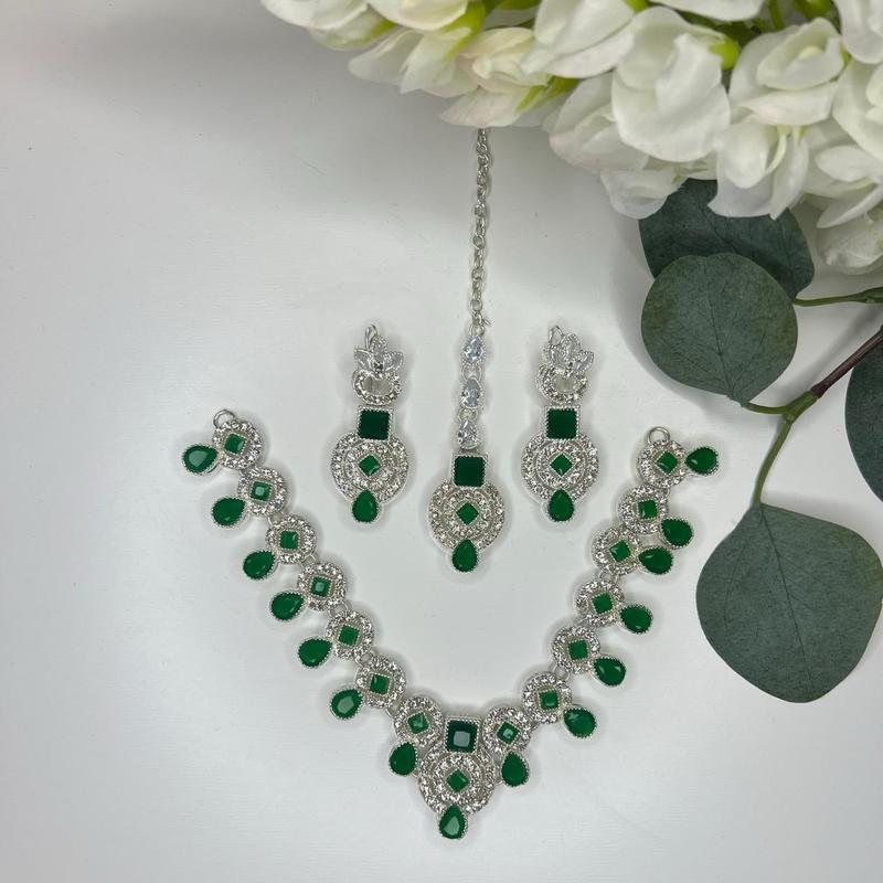 The Safa Collection - v shaped necklace sets 0