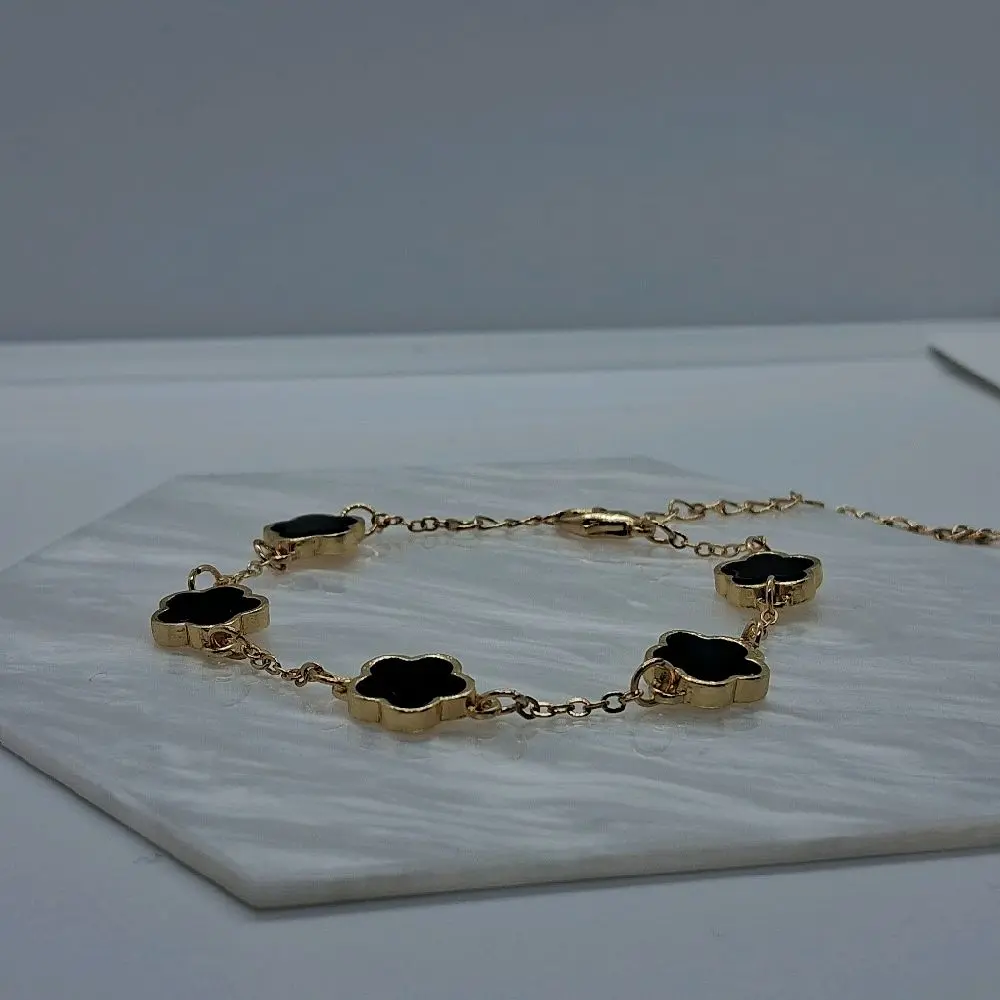 Women's Bracelet - Fashionable and Stylish