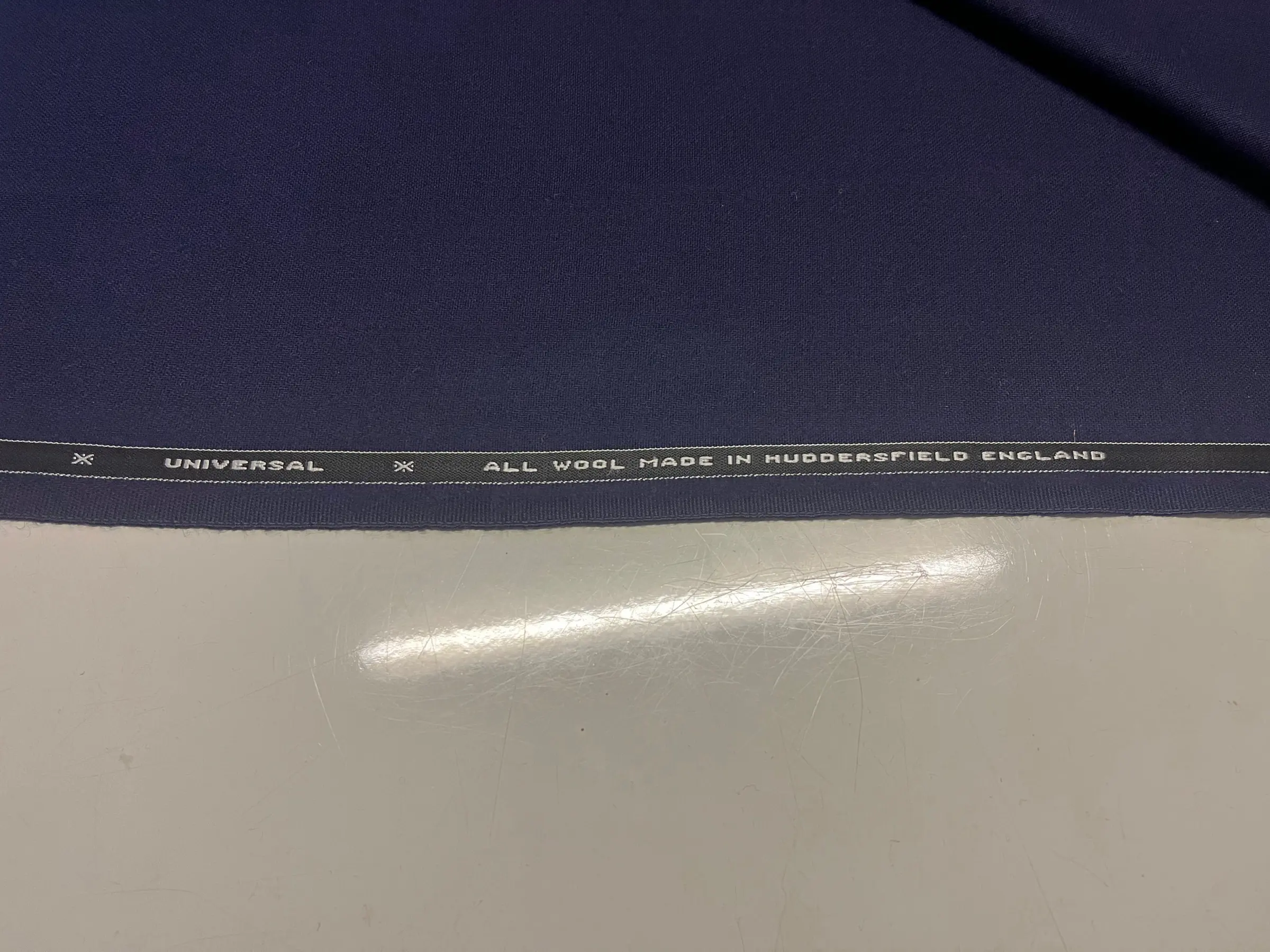 NEW High Class Navy Universal All Wool Made In Huddersfield England Suiting Fabric
