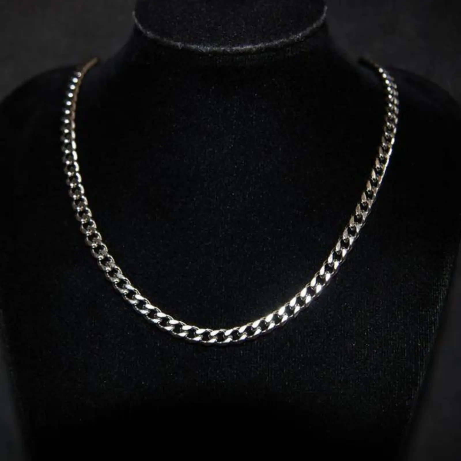 Luxsy Jewels Silver 5mm Miami Cuban Chain - Christmas, Christmas Gifting, Gifts For Her, Gifts for Women, Gifts for Men, Trending Jewelery, Fashion Jewellery, Luxury Stylish Birthday Gift