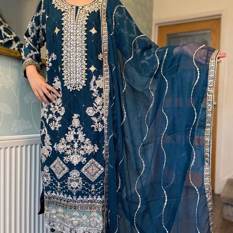 Inspired by Agha Noor Chiffon Fully Embroidered Dress Diamanté Work and Thread Work. Pakistani Womenswear 1