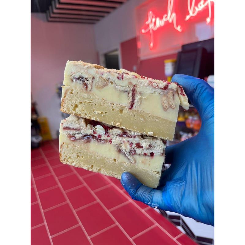 Jam White Chocolate Ganache Topped Blondie Bar 2