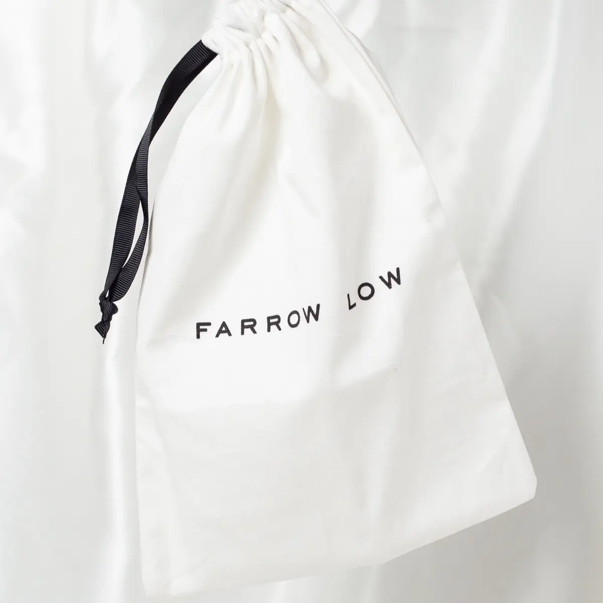 Farrow Low Luxury Gift & Accessory Travel Bag for Women