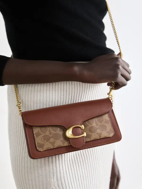 Coach COATED SIGNATURE TABBY CHAIN - Clutch 1