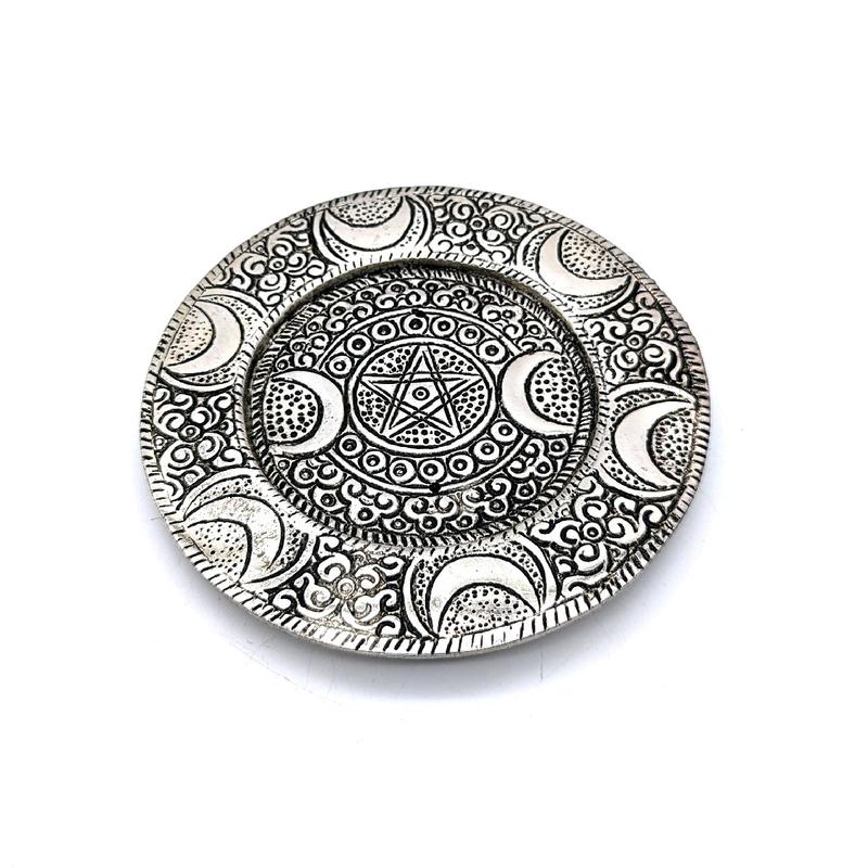 Pentagram, Incense Magic Spell Gift Set - Triple Moon Pentagram Candle Holder, White Sage Incense Cones, Palo Santo Incense Cones, Metal Pentagram Incense Dish, Magic Spell Candles 5