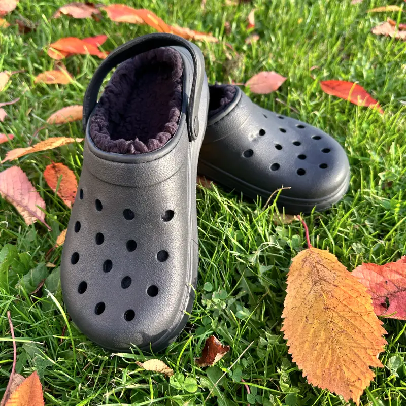 Luxurious Comfort for Winter with Harriet Ladies’ Fur-Lined Clogs – Great for Work and Casual Outfits 1