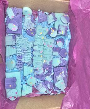 Product Review of Happy Birthday Wax Box from 𝓮**𝓮 0