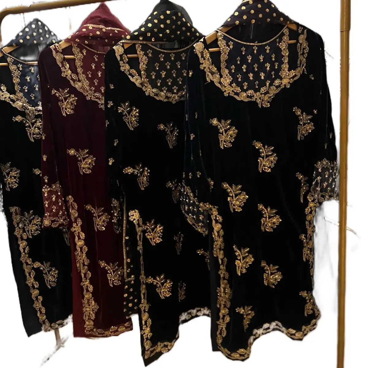 Velvet embroidery 3 pc suit Embroidered Winter Womenswear Comfort Velvet