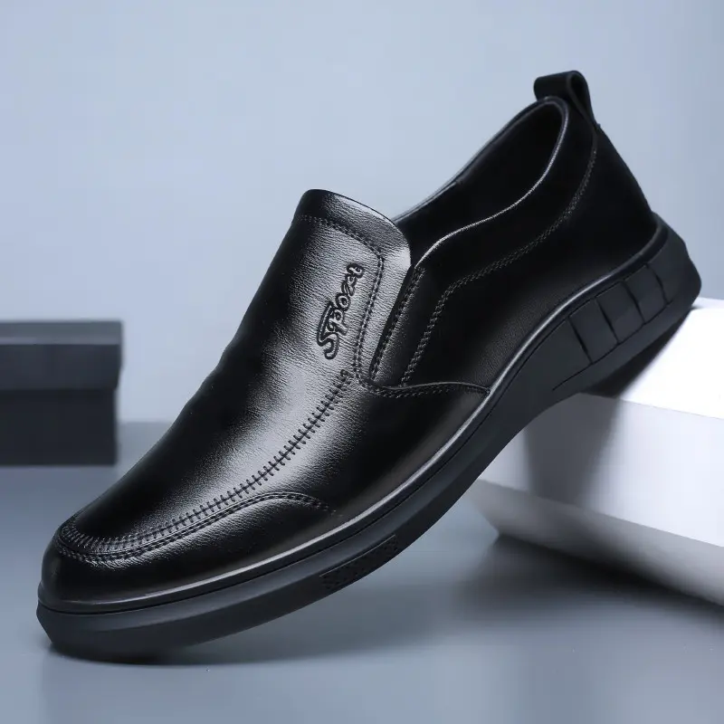New leather shoes men's pure black casual shoes one-pedal lazy shoes soft sole non-slip dad driving shoes