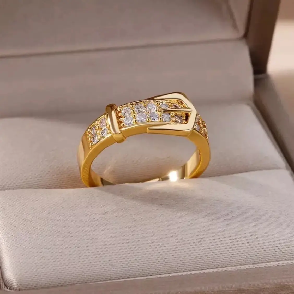 Men & Women Stainless Steel Belt Ring Zircon Geometric Wedding Aesthetic Ring
