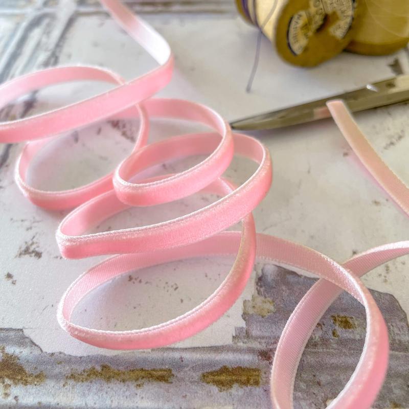 Pink Velvet Ribbon - 3 Meter Roll 2