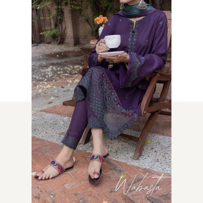 CasualLite Wabasta Printed Linen Women's Suit with Long Shirt, Trouser, and Cotton Silk Dupatta - Dress, Ready to Wear - Womenswear, Underwear 5