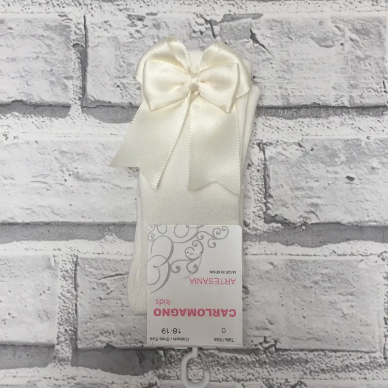 Carlomagno Cream Bow Knee High 2