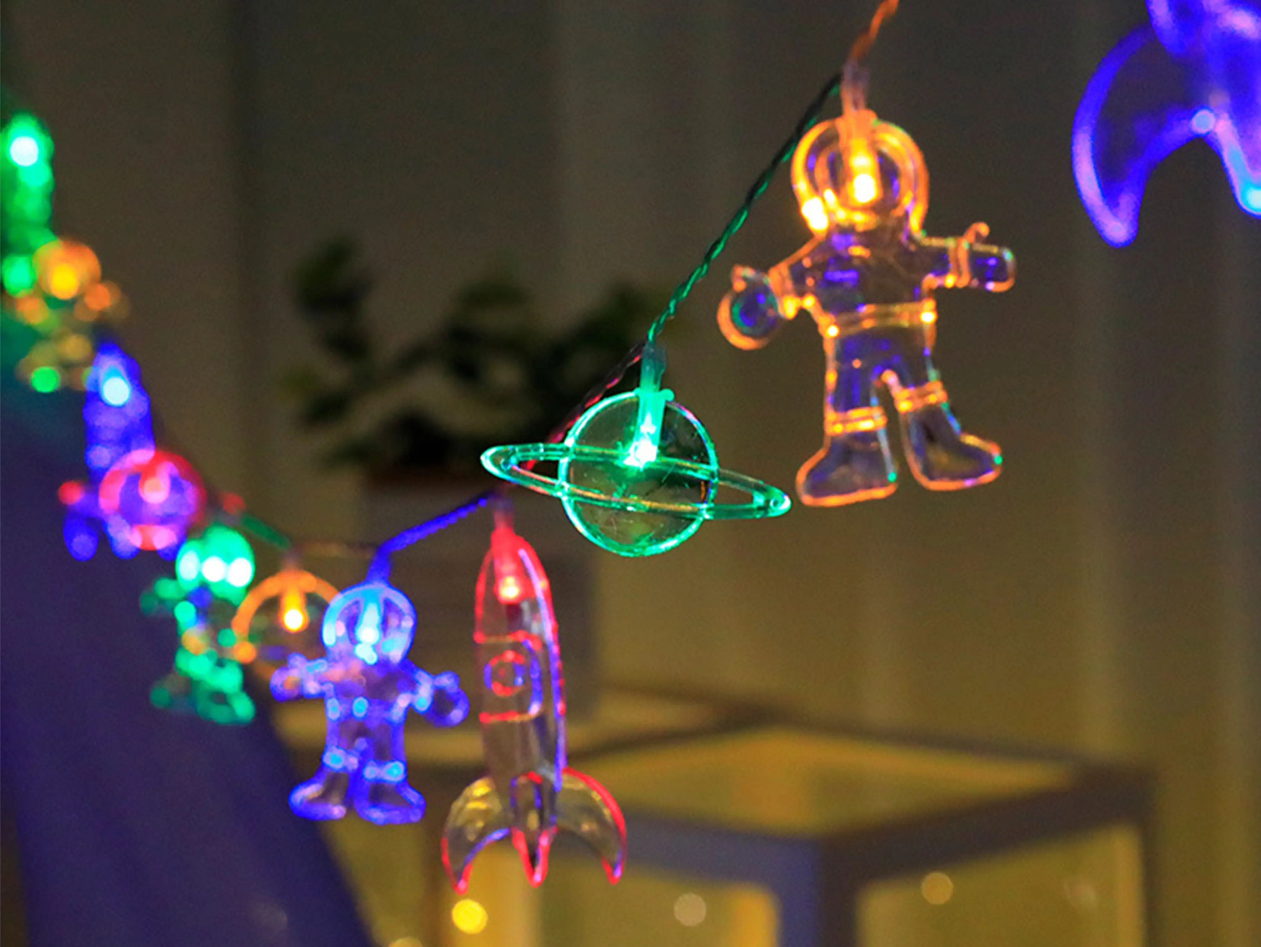 Multicolor Astronaut Space Fairy String Lights, Flashable Battery Powered Lights