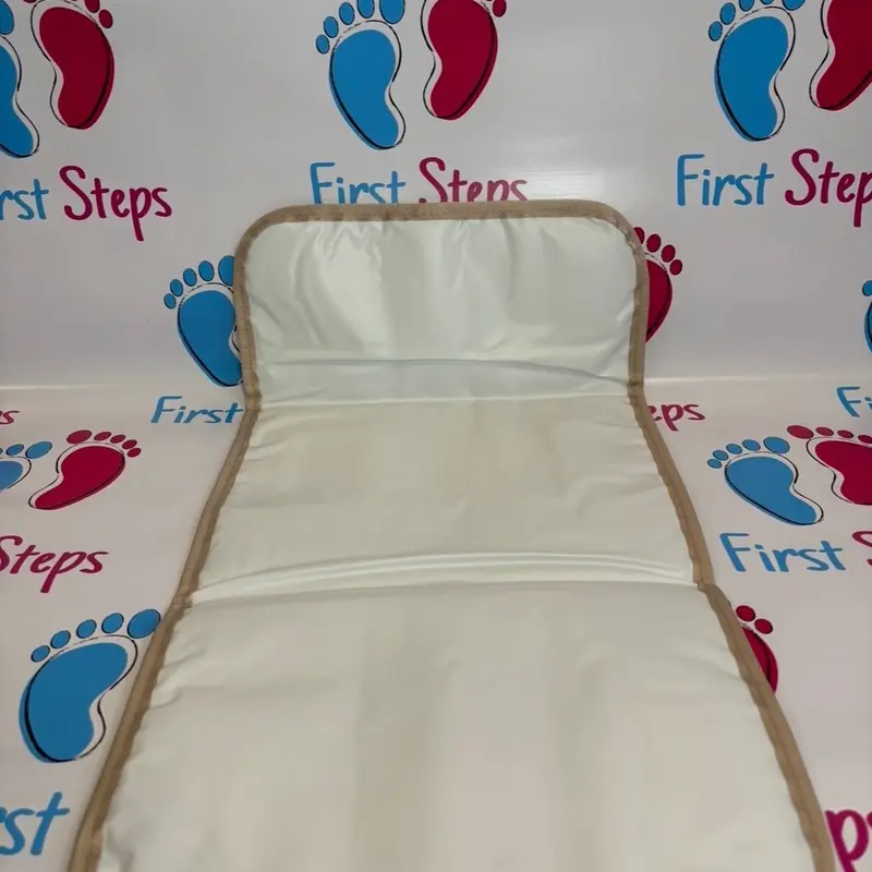 Portable and Foldable baby changing mat. 7