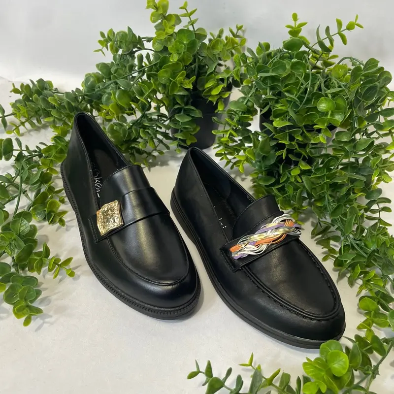 Women's Black Loafer Shoes - Perfect for Any Occasion - Closed, Footwear