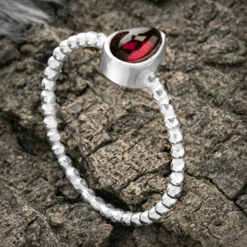 925 Sterling Silver Marquise Cut Red Garnet Ribbed Bubble Ladies Ring Gift Boxed Jewellery 0