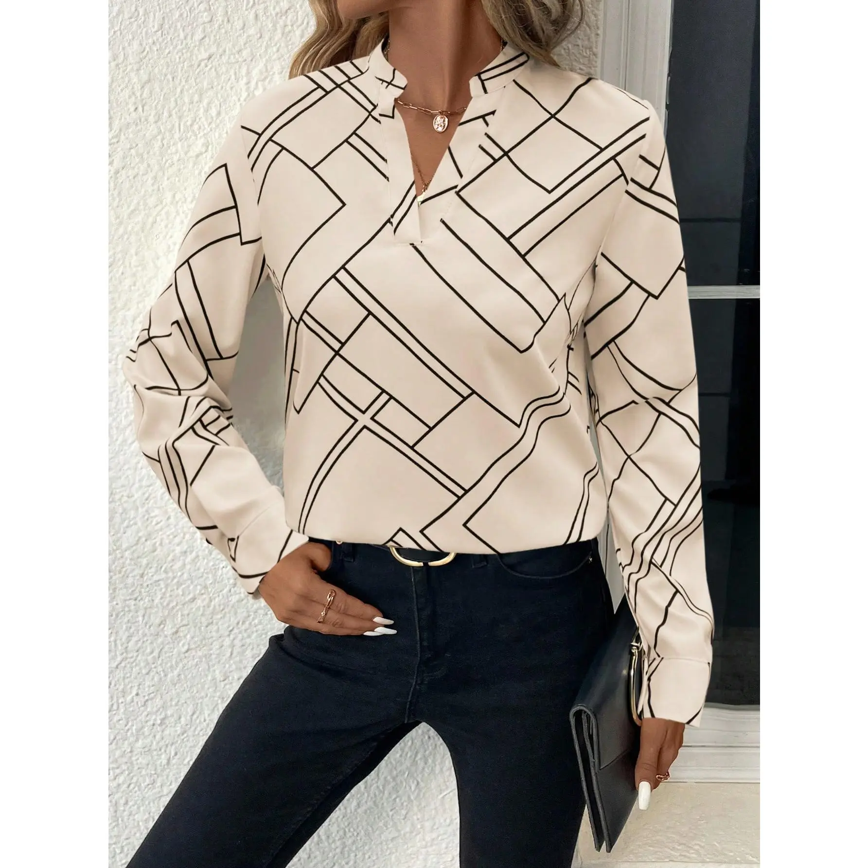 EMERY ROSE Women V-Neck Long Sleeve Printed Casual Blouse, Everyday Wear Fabric Fit