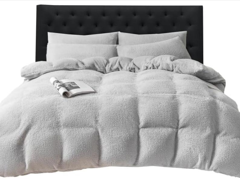 Ferry Homeware Teddy Fleece Duvet Set, Fluffy Fleece Bedding Duvet Cover Sets, Warm Luxury Super Soft Double Duvet Set with Pillow Cases, 100% Polyester Teddy Bear Bedding (Silver Grey) Machine Wash Stripes 5