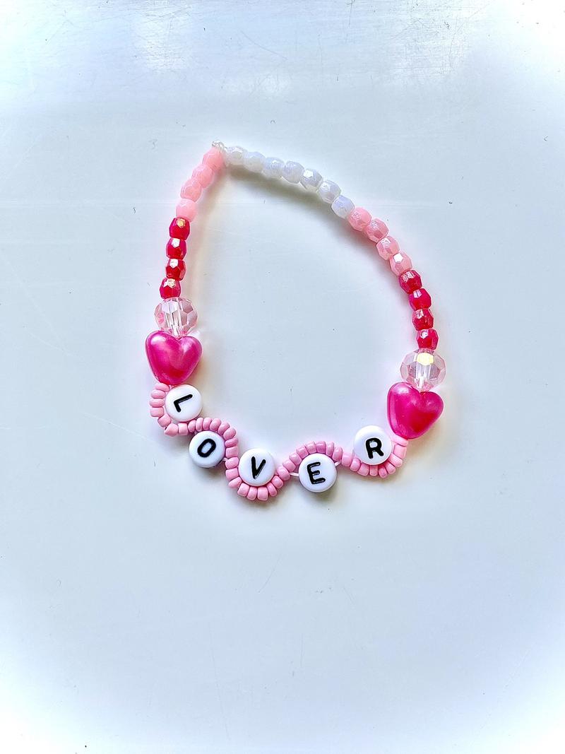 Product Introduction of Taylor swift pink eras tour swifty lover bracelet 1