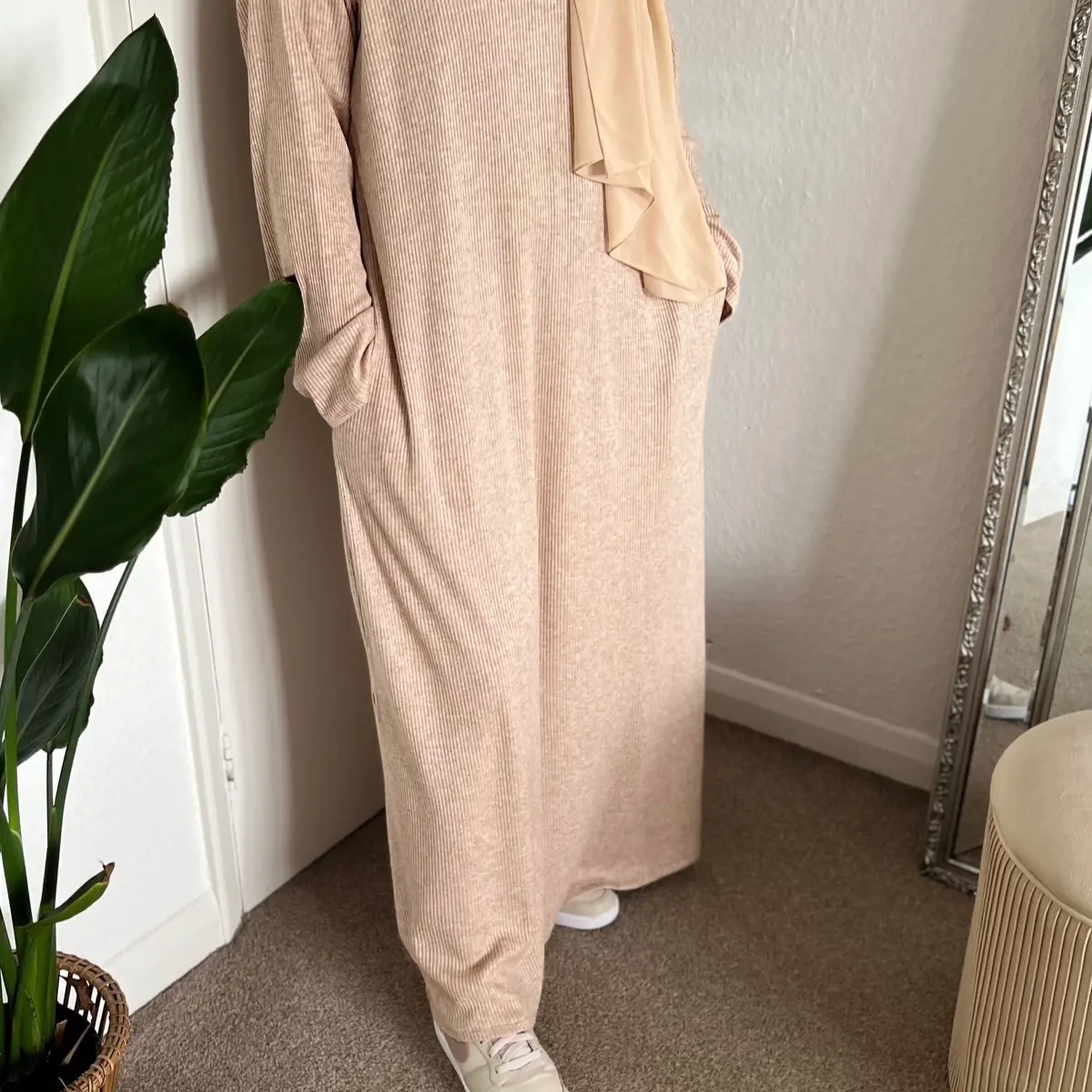 Oatmeal Ribbed Abaya with Pockets and Matching Chiffon hijab winter abaya casual abaya work modest fashion plain minimalist ramadan