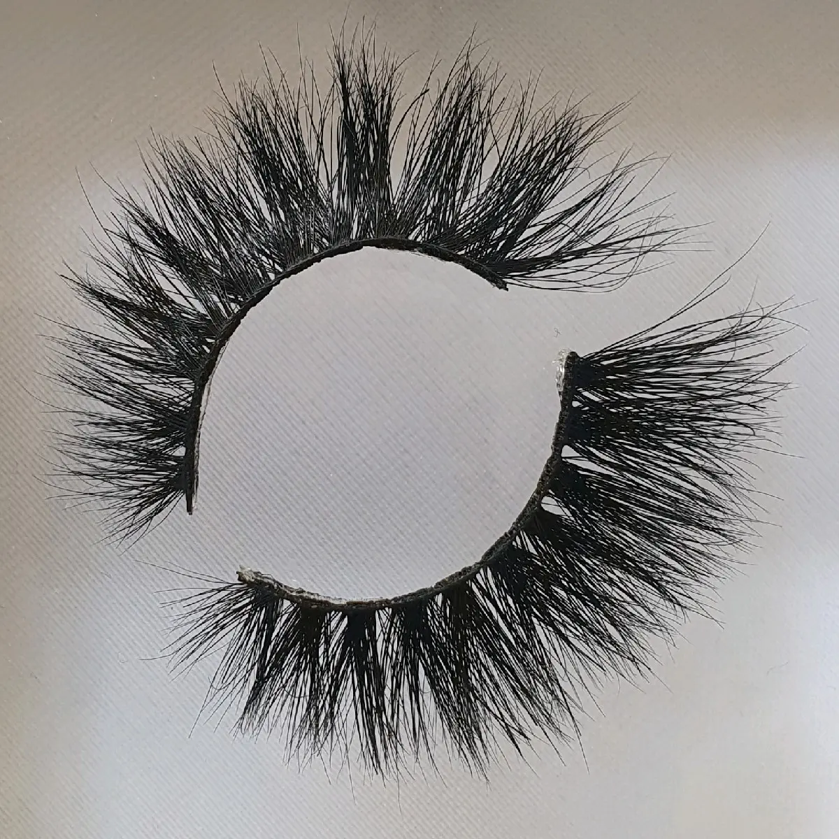 Strip lashes, false eyelashes, lash extensions, for volume and enhancement