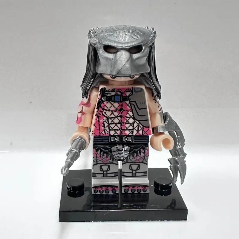 Custom Predator Pink Minifigure 0